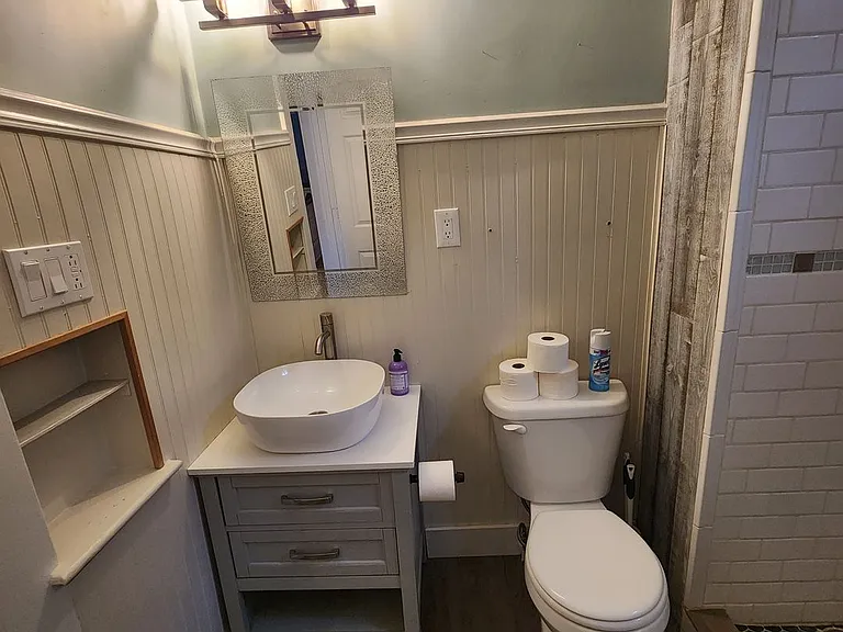 720-722 W Granite St — Photo 13