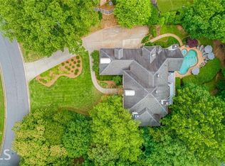 5835 Declaire Ct, Sandy Springs, GA