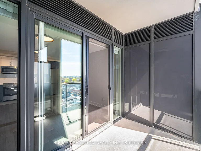 664 Spadina Ave #711 — Photo 8