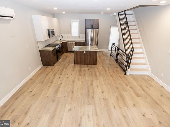 4th image of 2833 Coral St