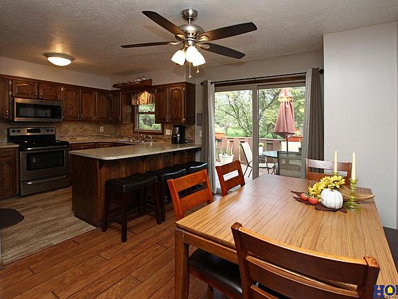 4th image of 5840 Oakridge Dr