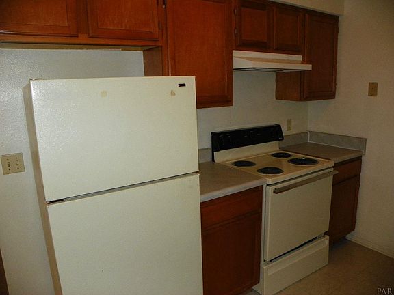 5th image of 418 Bay Pine Villa Dr