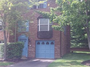 411 Westchester Cmns, Wexford, PA 15090