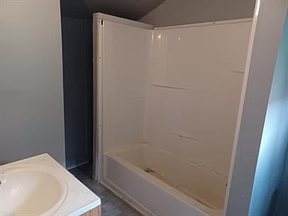 5th image of 1361 E 45th St #1363