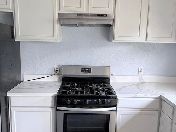 4th image of 5125 6th St