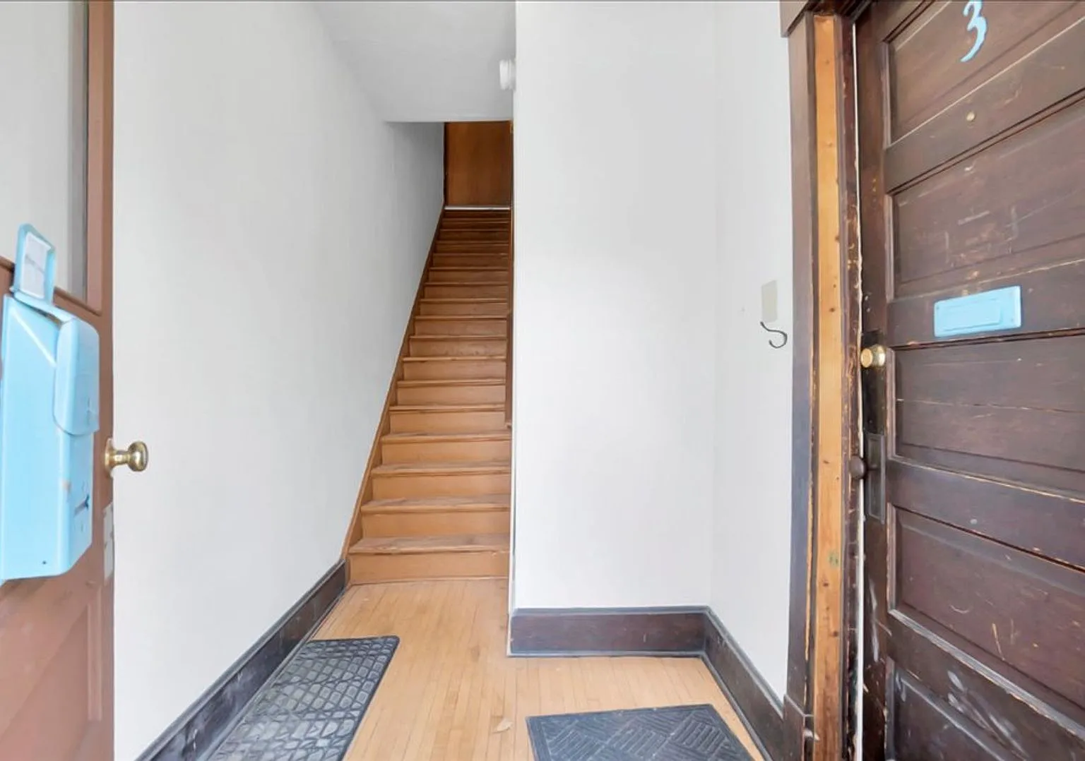 424 Smith — Photo 2