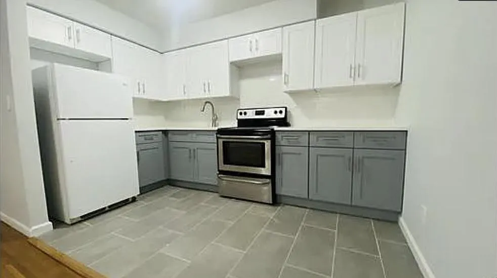 2 bed, 800 sqft, $1,794 — Photo 1