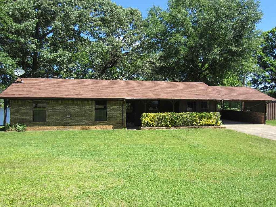 1st image of 810 Shadowood Dr