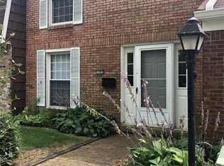 1302 Rona Village Blvd, Fairborn, OH 45324