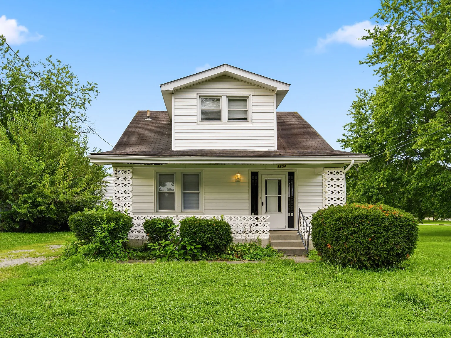 4 bed, 1544 sqft, $1,800 — Photo 1