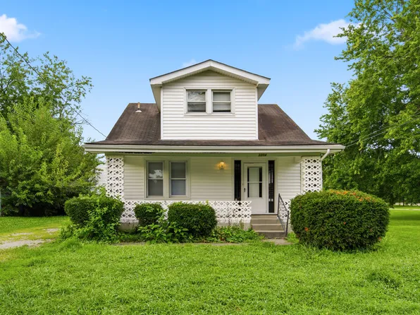 3204 S Crums Ln, Louisville, KY 40216