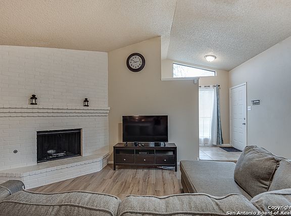 5th image of 8642 Westgrove Dr