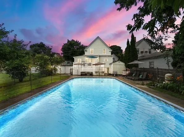 12 Richard St, Saugus, MA 01906