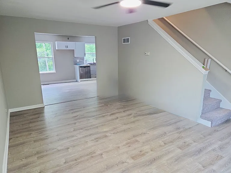 5024 N Topping Ave — Photo 3