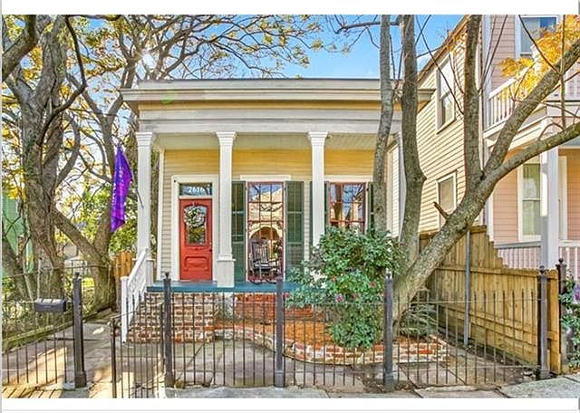 1st image of 2616 Chippewa St