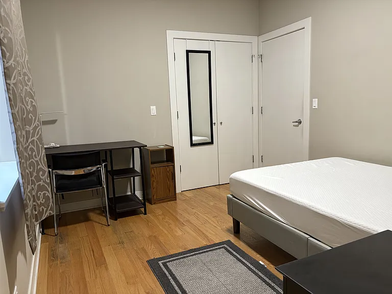 1017 S Claremont Ave #2 — Photo 6