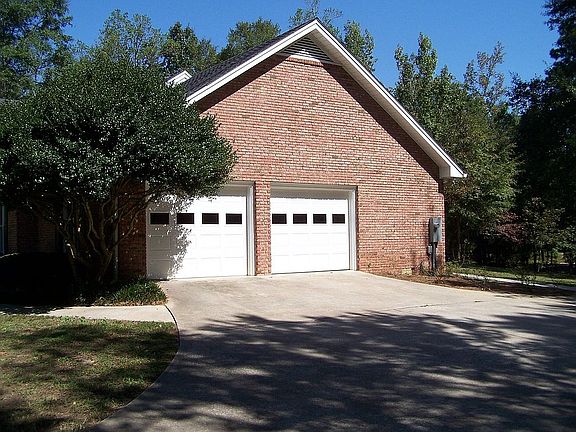 4th image of 105 Robinson Bend Trl