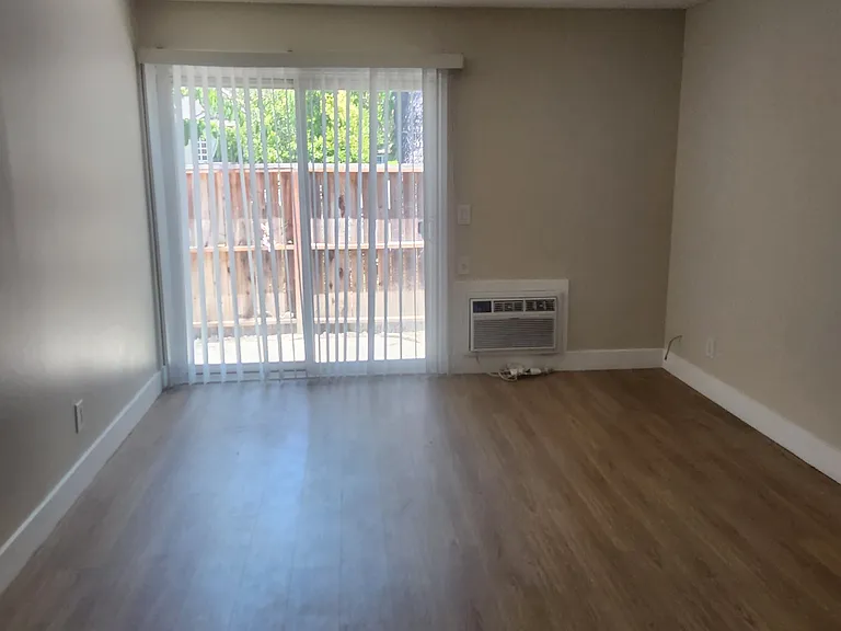 647 Dutton Ave #2 — Photo 3