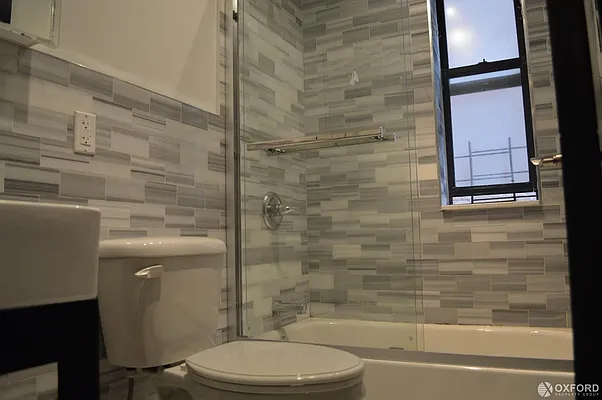 Rented by Oxford Property Group | media 38