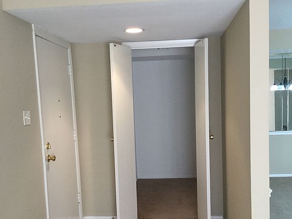 3rd image of 10336 Forest Brook Ln APT B