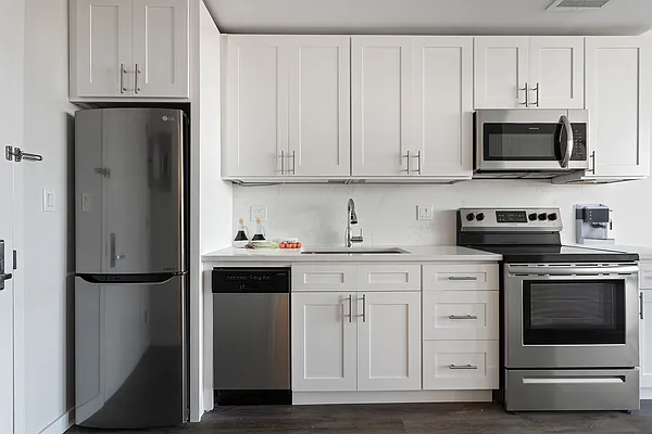 Rented by Modern Spaces | media 6