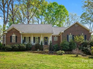 270 Spicewood Cir, Troutman, NC 28166