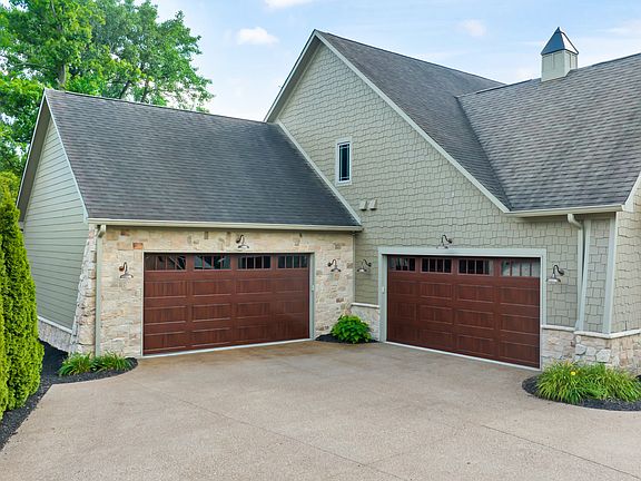 5th image of 10240 Springstone Rd