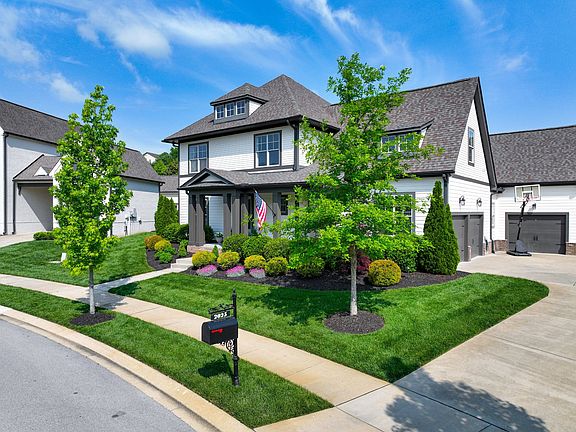 4th image of 2025 Hornsby Dr
