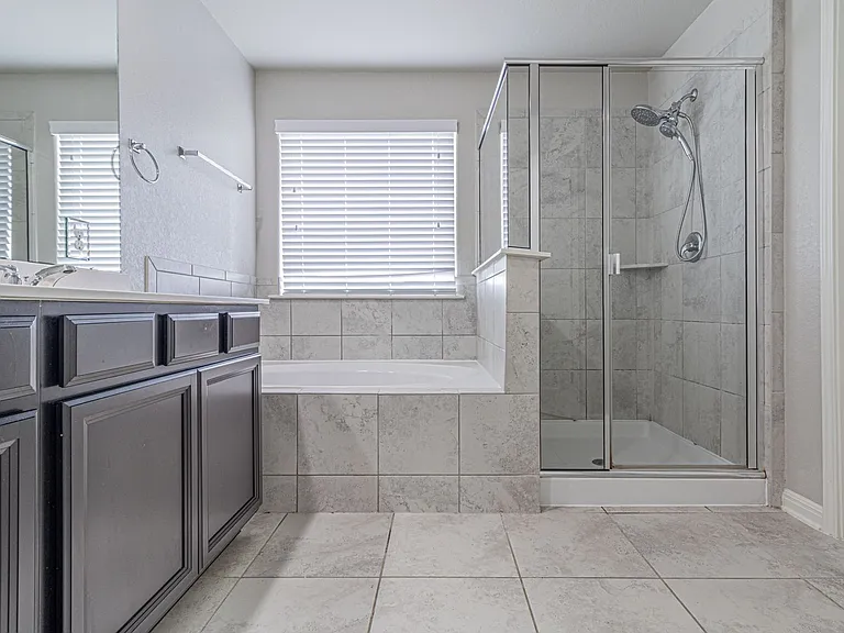 13214 Bucktree Dr — Photo 30