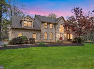 5 Hamilton Ct, Southampton, NJ 08088
