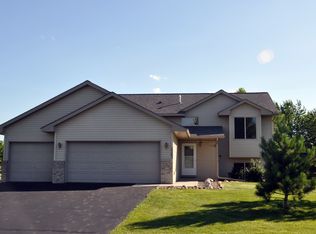 2263 Joes Lake Rd SE, Cambridge, MN 55008