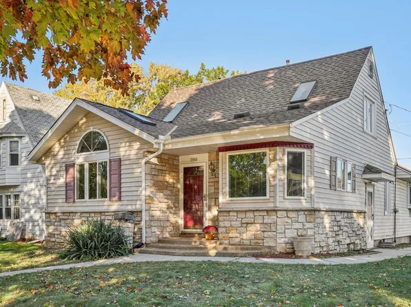 3960 South Lipton AVENUE, Saint Francis, WI 53235