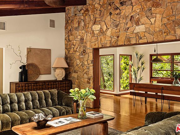 5th image of 2424 Nichols Canyon Rd