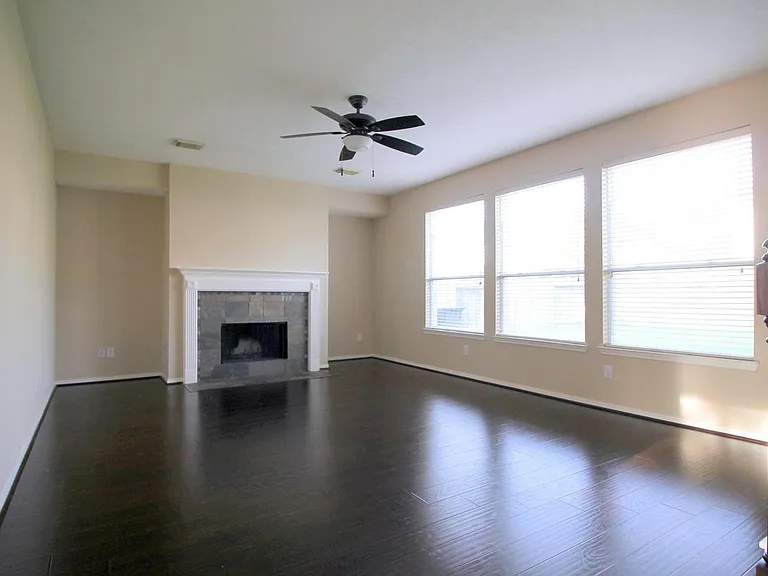 1118 Oxford Mills Ln — Photo 5