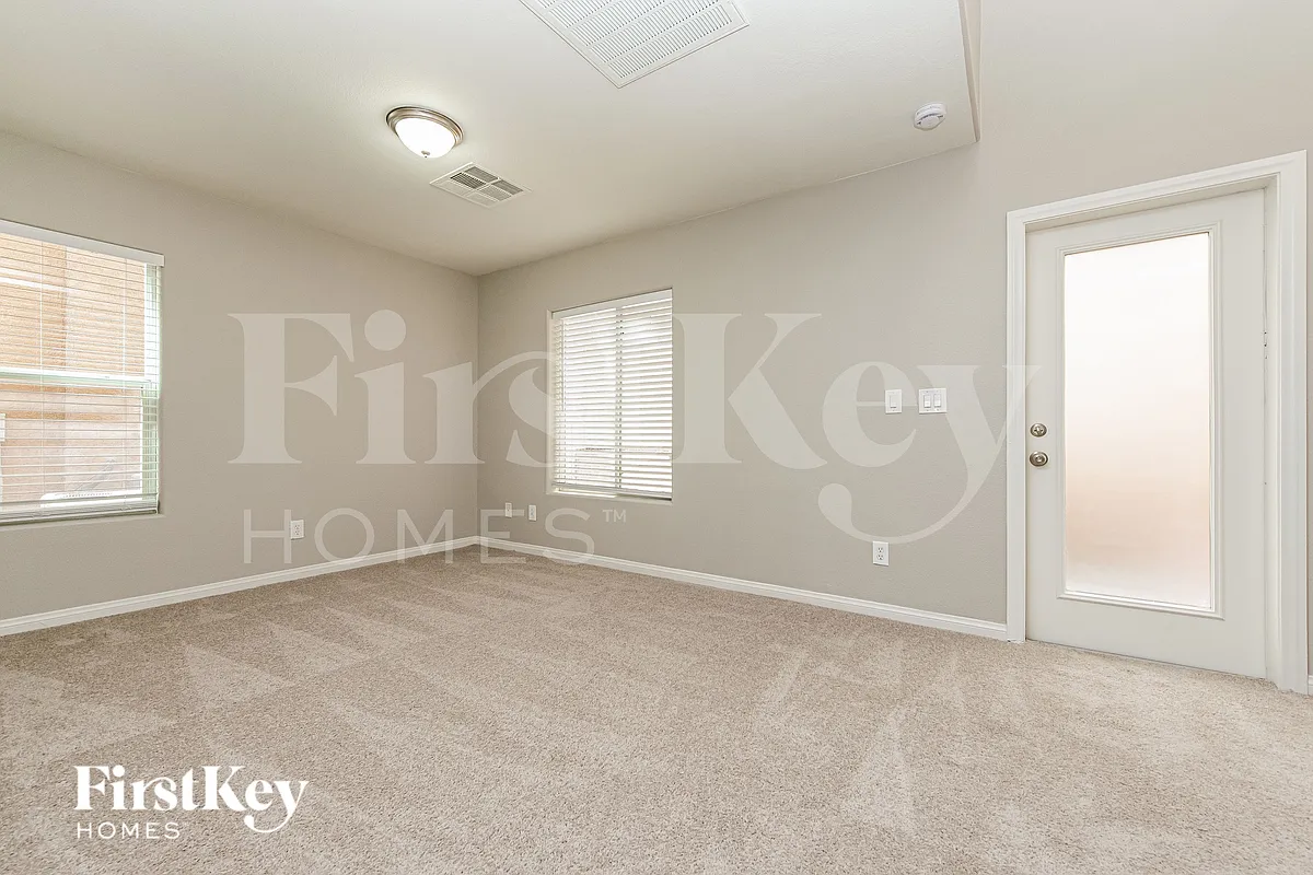 Building Photo - 6641 Colorado Spruce St
