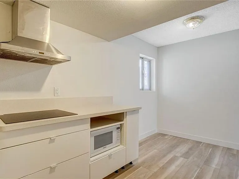 3841 Daisy St #19 — Photo 18