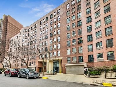 711 W Gordon Ter APT 306, Chicago, IL, 60613