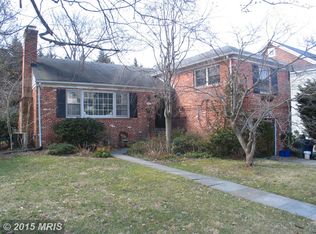 8908 Ridge Pl, Bethesda, MD 20817