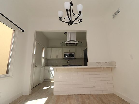 5th image of 3325 E 2nd St APT 1