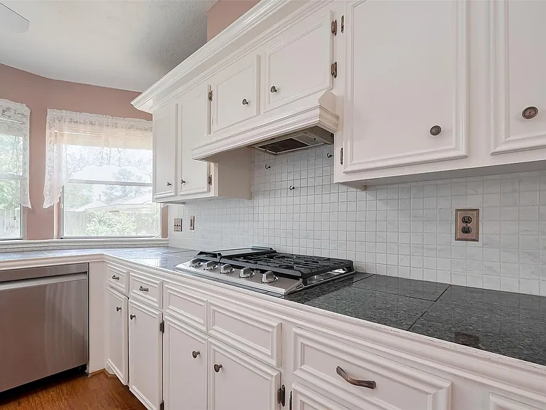 1103 Cheyenne Meadows Dr — Photo 20