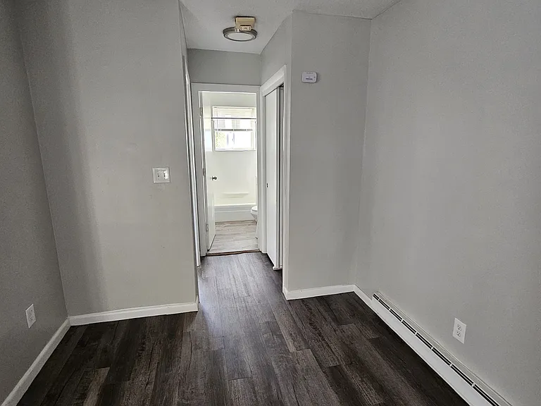 498 Norfolk Street — Photo 3