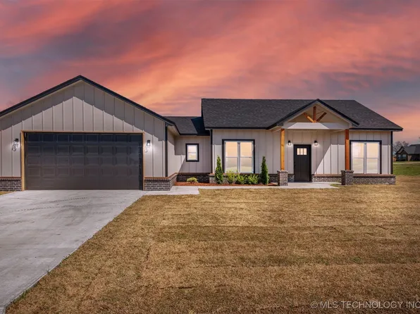 26055 E 732nd Rd, Wagoner, OK 74467