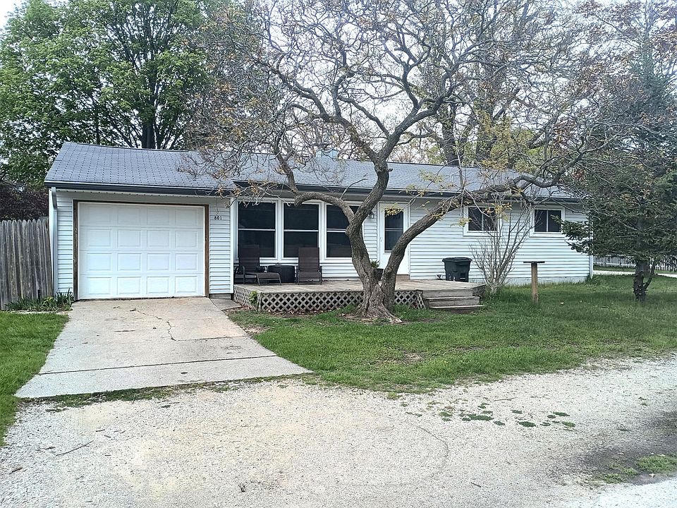 1st image of 801 New William St