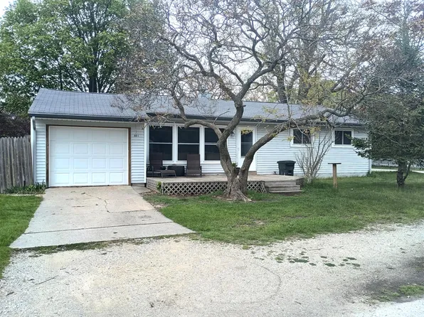 801 New William St, Ludington, MI 49431