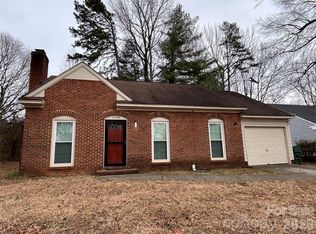 6708 Marston Ct, Charlotte, NC 28215