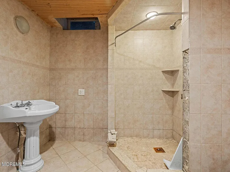 334 Norgrove Pl — Photo 15