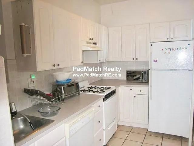 322 Saint Paul St #1 — Photo 5