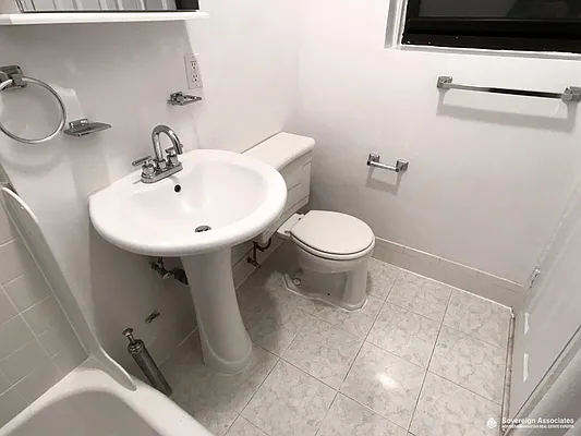 Rented by Sovereign Associates | media 14