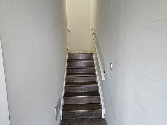 5th image of 369 Essa Rd Unit 96