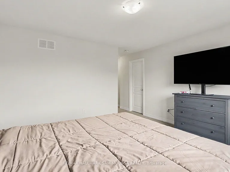 211 Tim Sheehan Pl — Photo 16